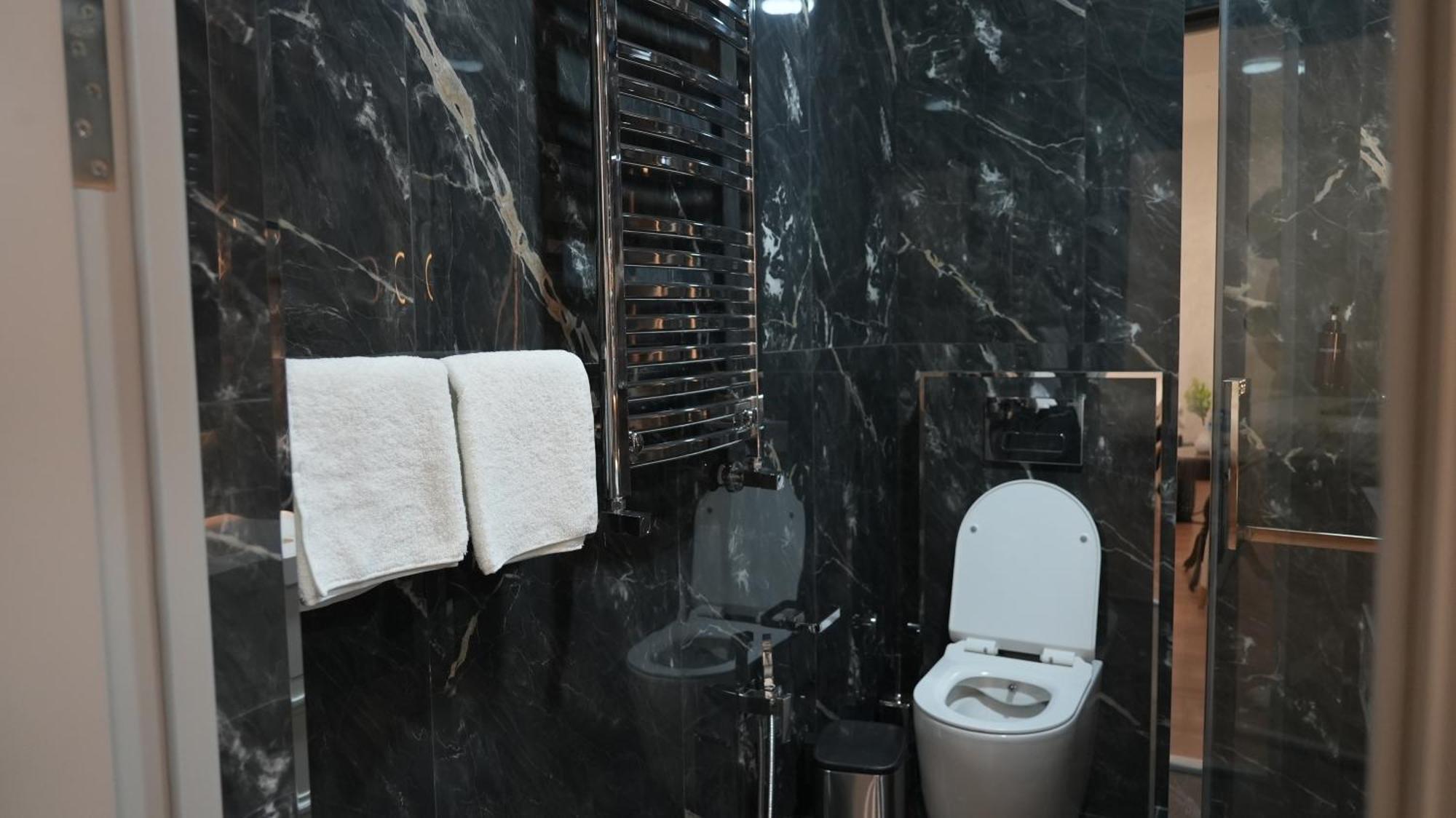 Avant Express Hotel Pool&Spa Tashkent Ngoại thất bức ảnh