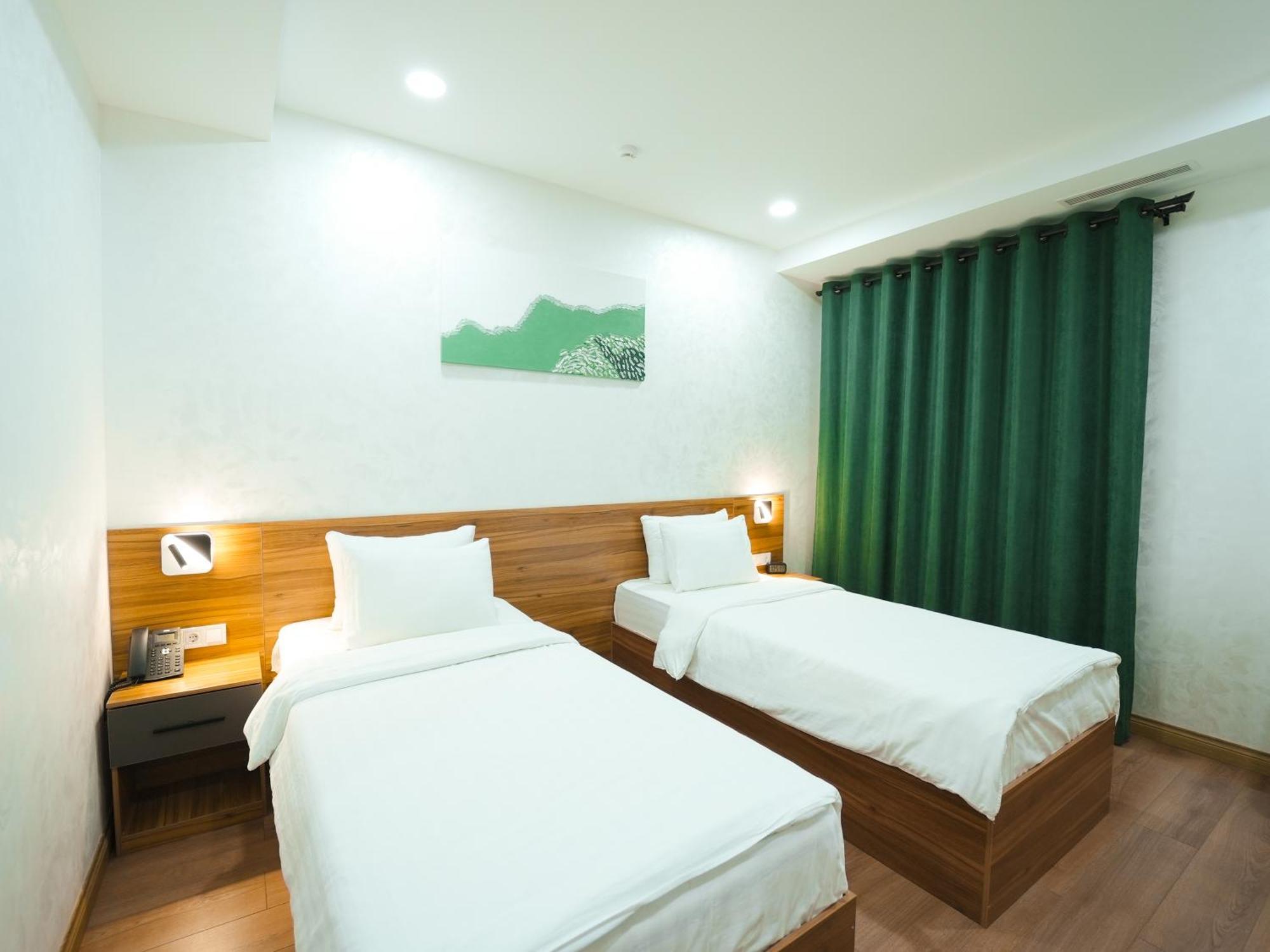 Avant Express Hotel Pool&Spa Tashkent Ngoại thất bức ảnh