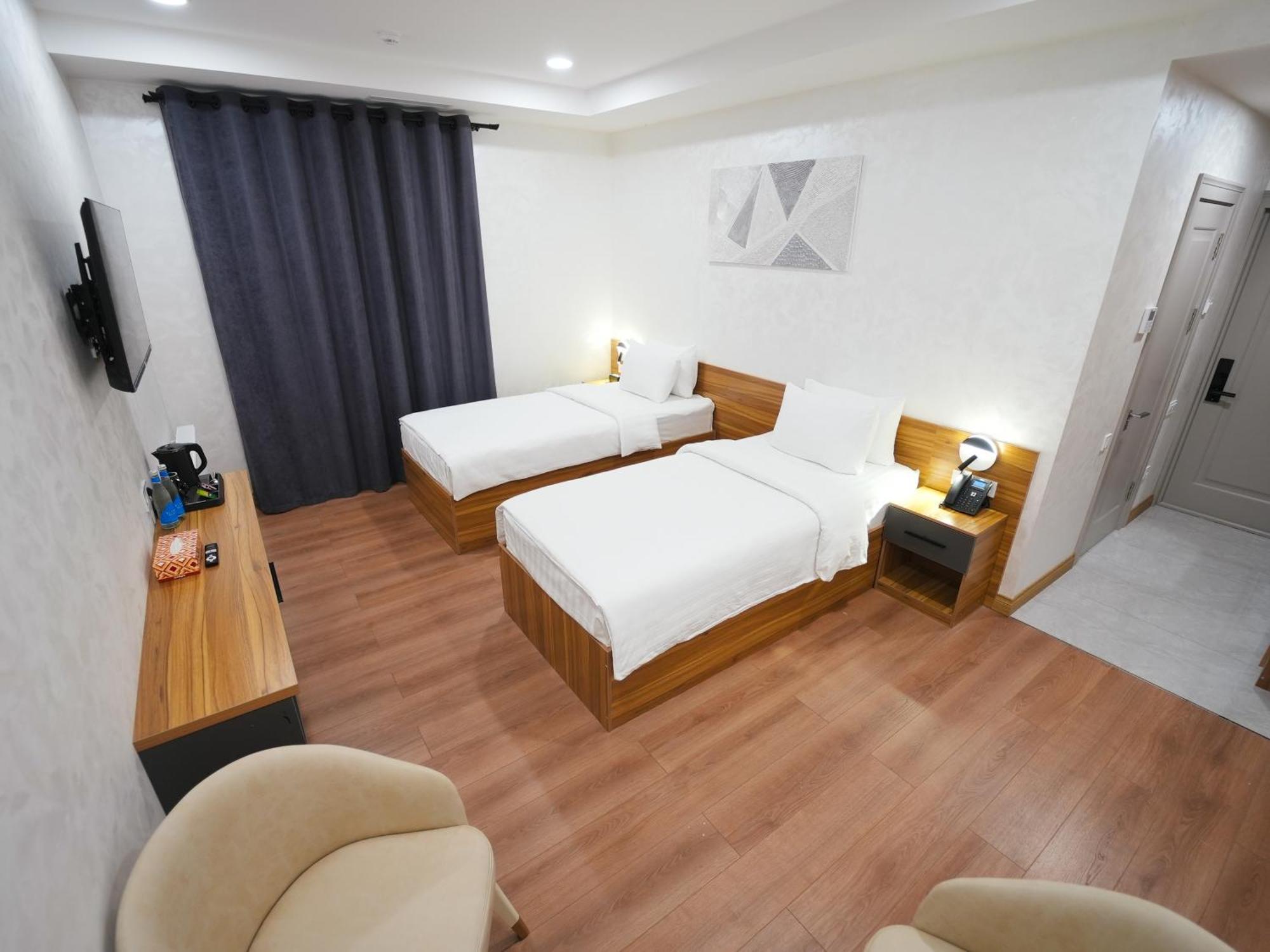 Avant Express Hotel Pool&Spa Tashkent Ngoại thất bức ảnh