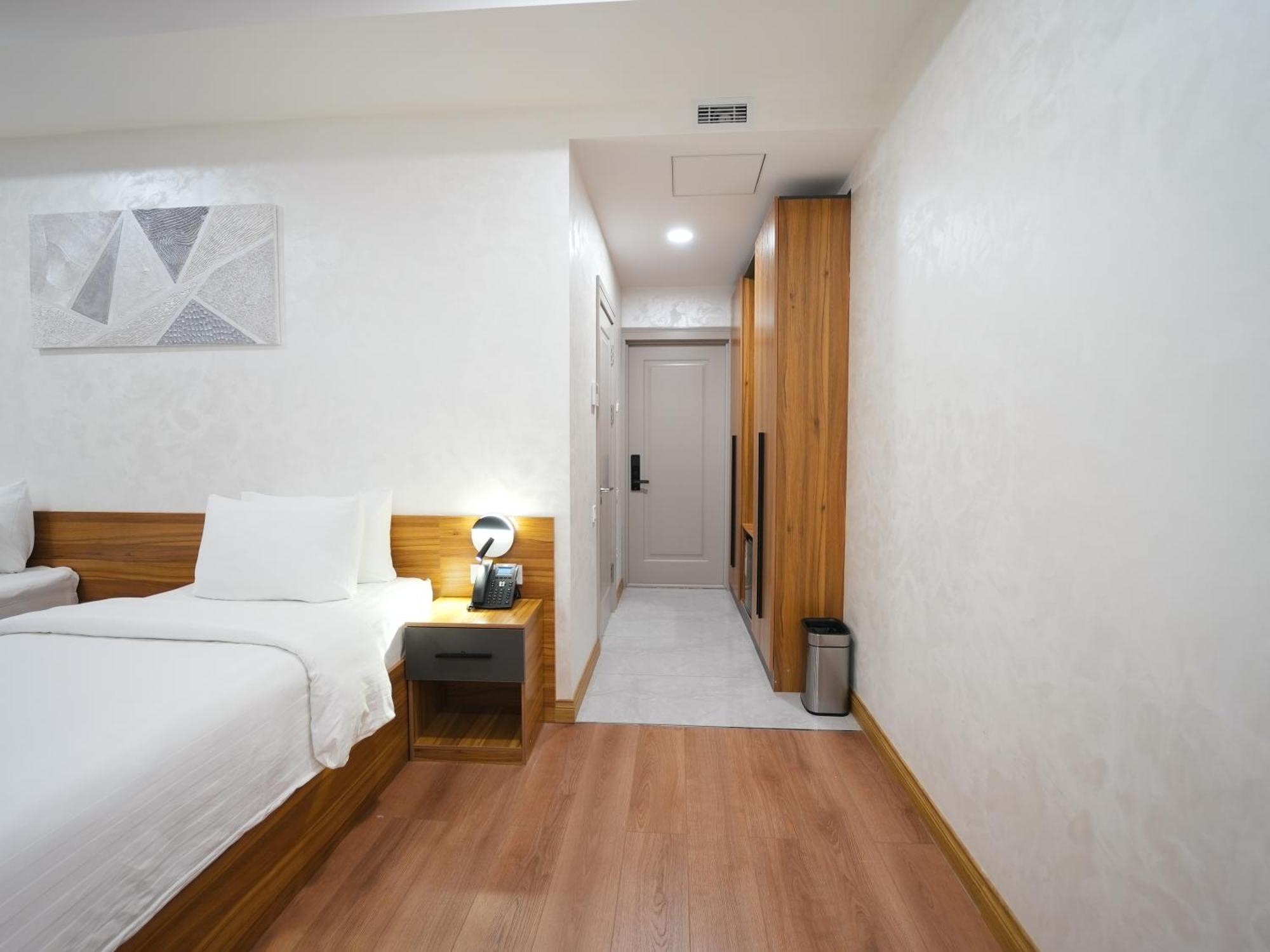 Avant Express Hotel Pool&Spa Tashkent Ngoại thất bức ảnh